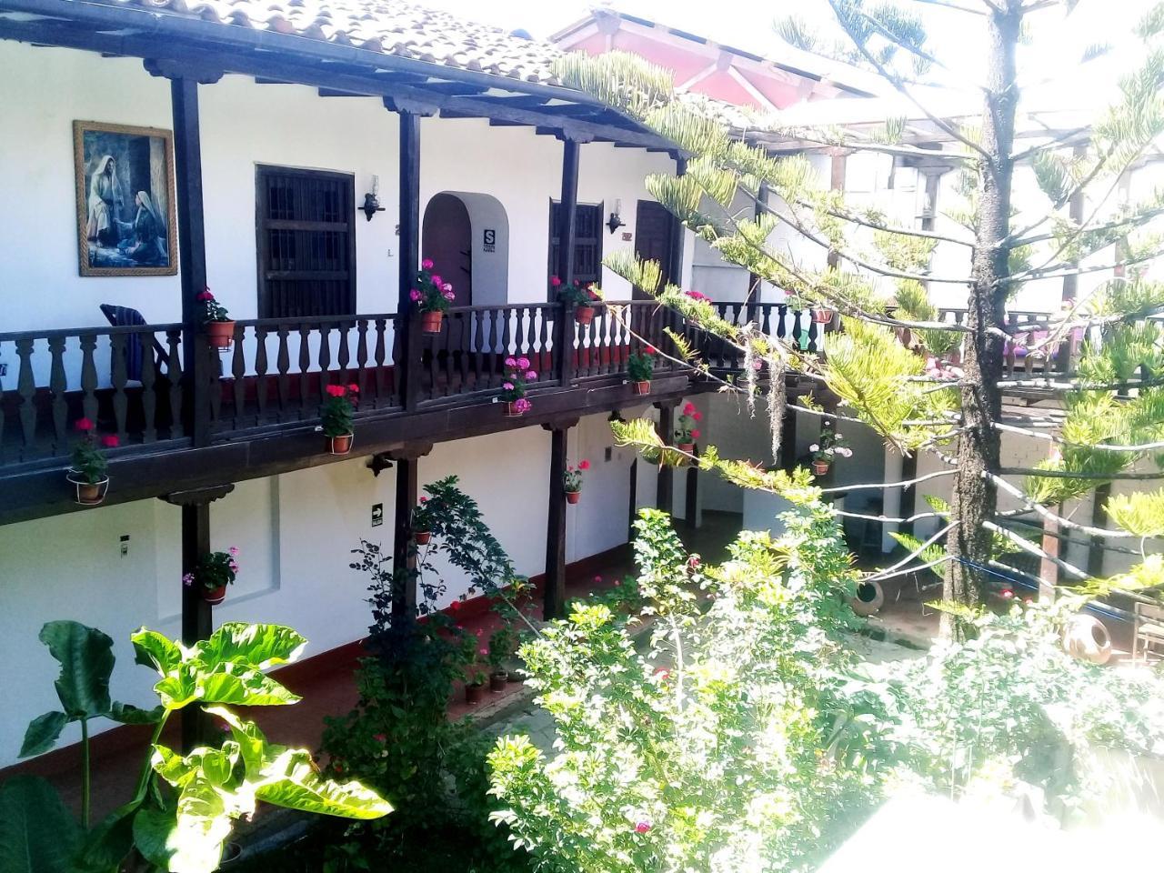 Fidelisima Hotel Chachapoyas Exterior photo